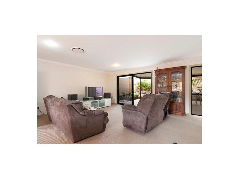 01 / 105 OLDFIELD RD, Sinnamon Park QLD 4073