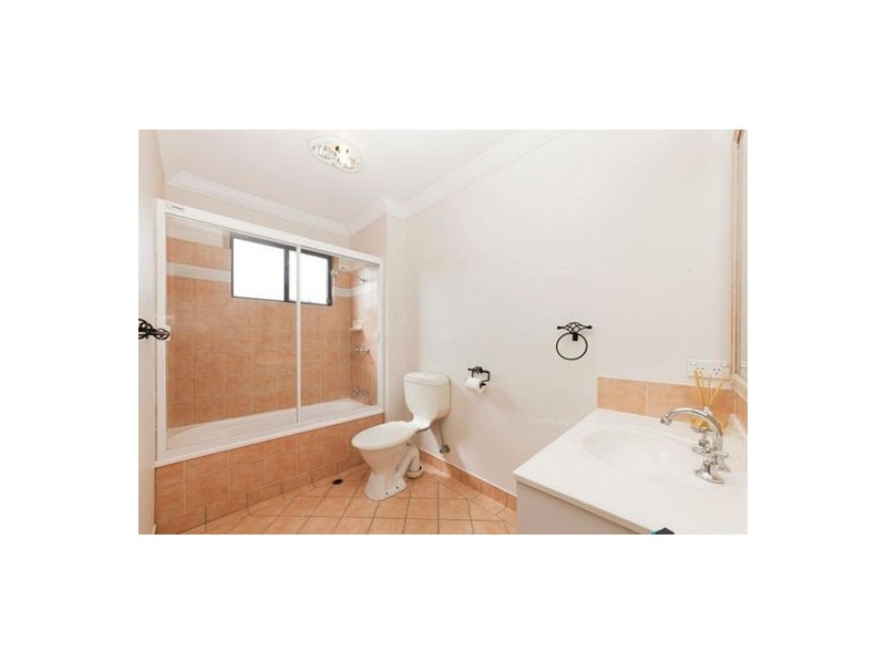 01 / 105 OLDFIELD RD, Sinnamon Park QLD 4073