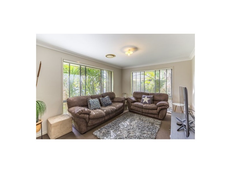 6 Kingsford Drive, Upper Coomera QLD 4209