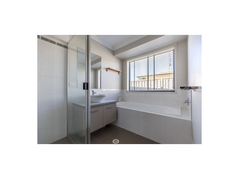 6 Kingsford Drive, Upper Coomera QLD 4209