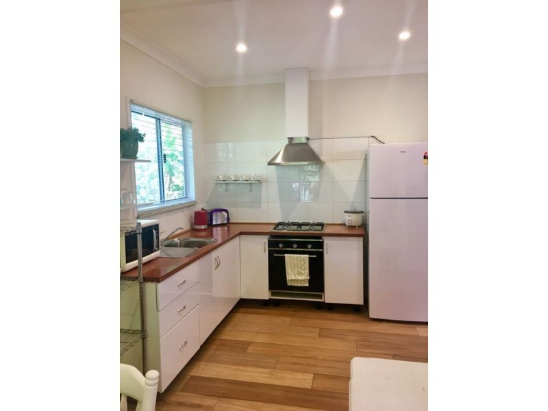 115 Kinabalu Dr, Eagles Heights, Tamborine Mountain QLD 4272