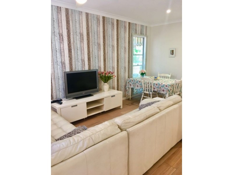 115 Kinabalu Dr, Eagles Heights, Tamborine Mountain QLD 4272