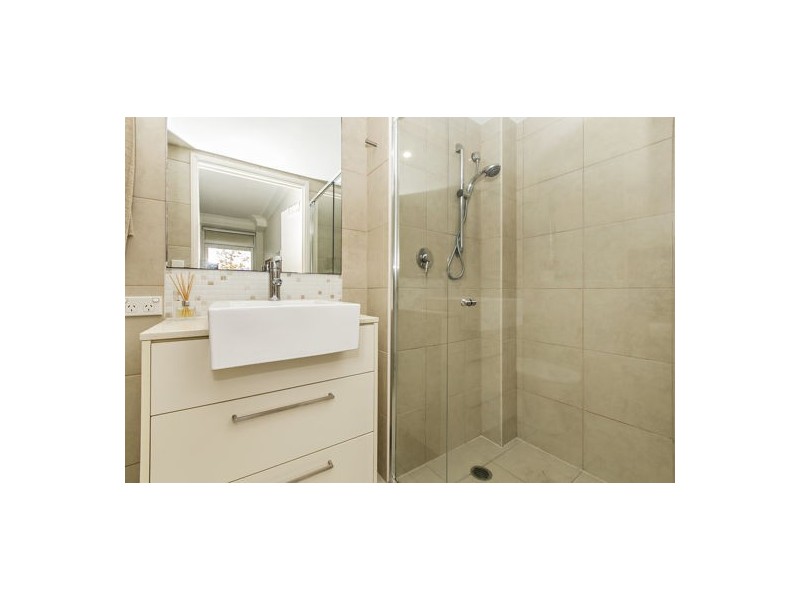 Burleigh Waters QLD 4220