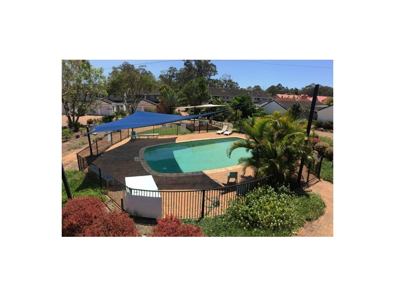 2/14 Kensington Pl, Birkdale QLD 4159