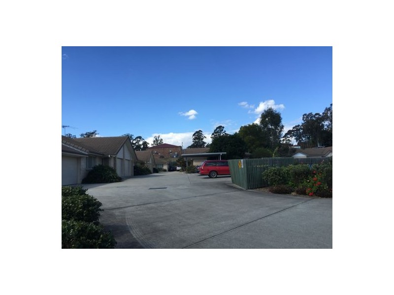 14/8 Rosegum Pl, Redbank Plains QLD 4301