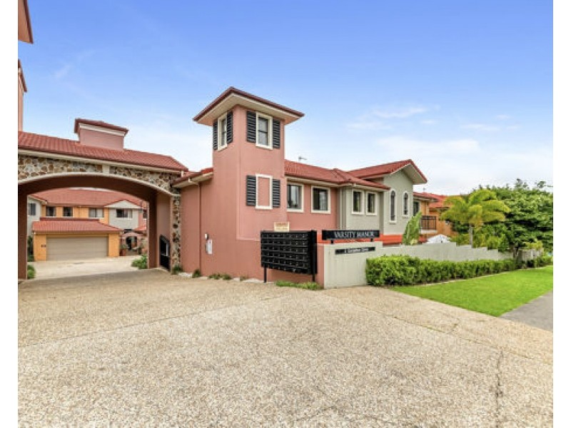 10/2 Geraldton Drive, Varsity Lakes QLD 4227