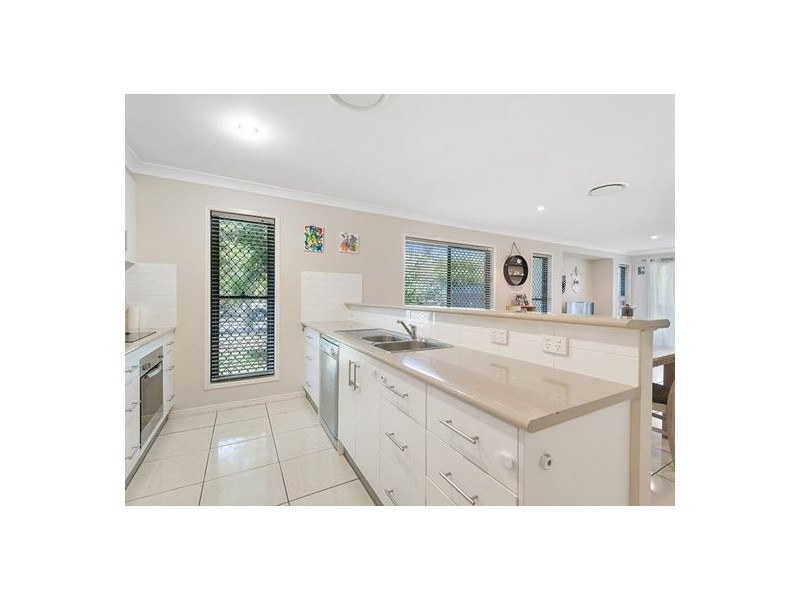 2 Astro Court, Slacks Creek QLD 4127