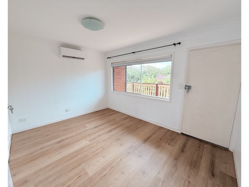 17 Nakina Street, Southport QLD 4215