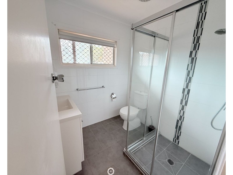 17 Nakina Street, Southport QLD 4215