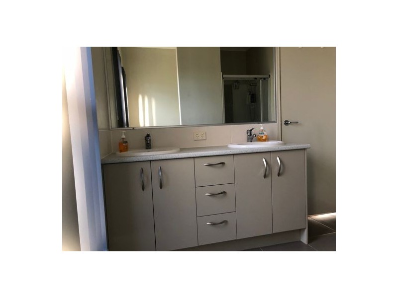 38 Langham Crescent, North Lakes QLD 4509