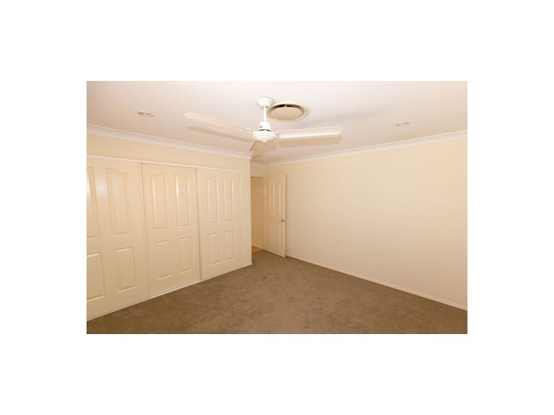 1 Ardennes Close, Mansfield QLD 4122