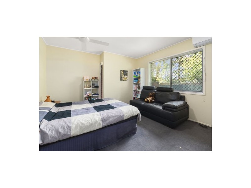 20 Veronica Avenue, Daisy Hill QLD 4127