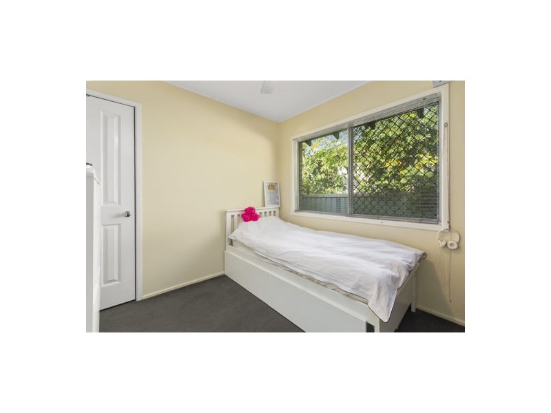 20 Veronica Avenue, Daisy Hill QLD 4127