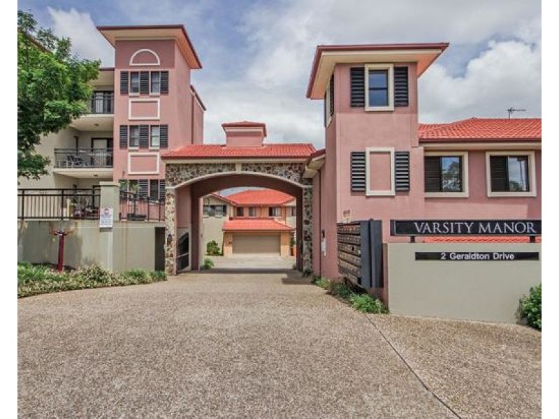 18/2 Geraldton Drive, Varsity Lakes QLD 4227