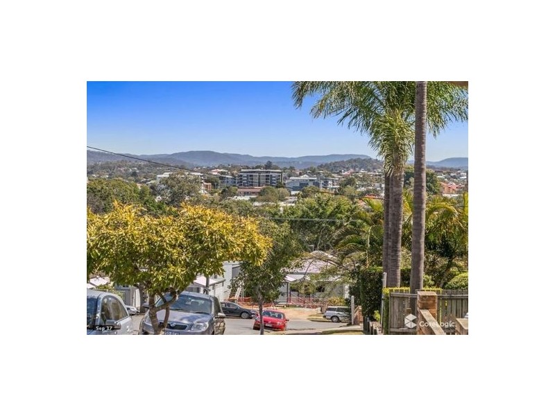 2/37 Stopford St., Wooloowin QLD 4030