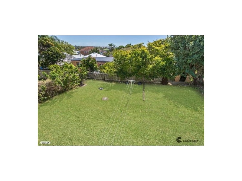 2/37 Stopford St., Wooloowin QLD 4030