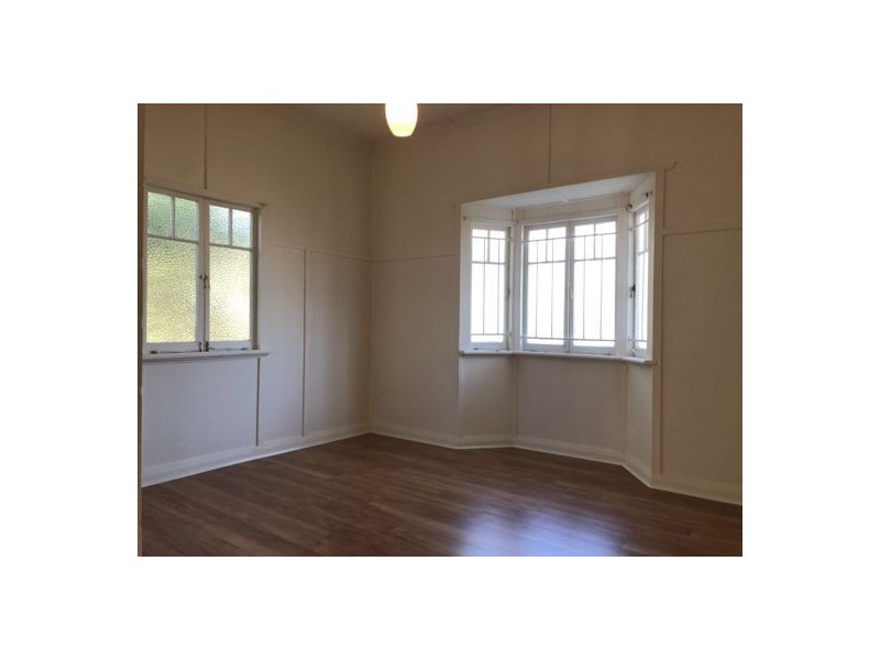 85 Minnie St, Southport QLD 4215