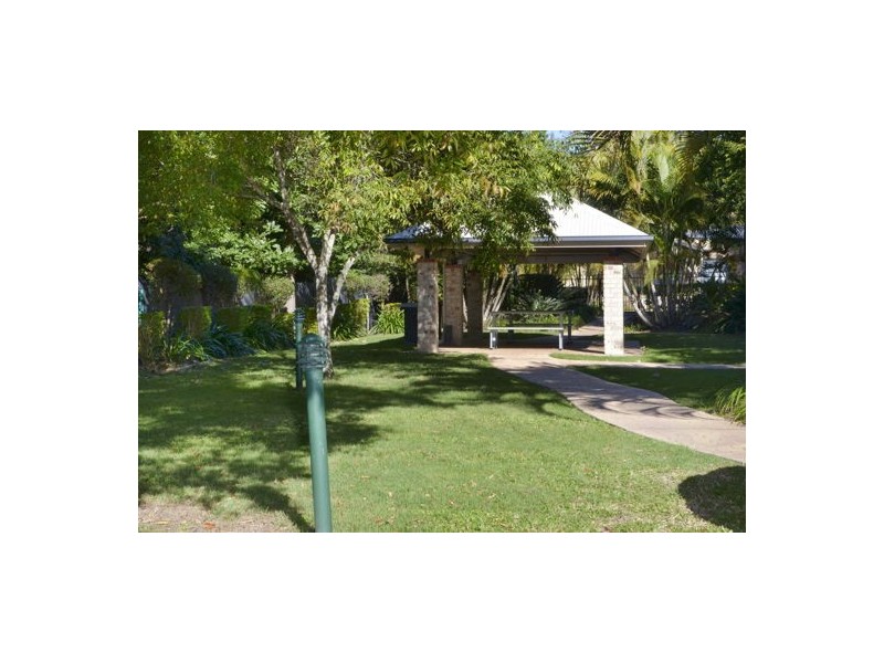 25 Hogan Place, Seventeen Mile Rocks QLD 4073