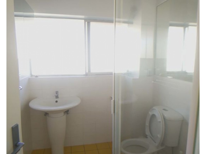 5 / 183 Nursery Road, Holland Park West QLD 4121