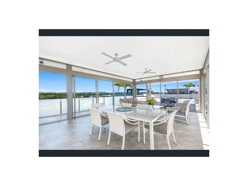 503/30 Brighton Parade, Southport QLD 4215
