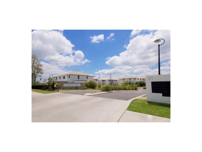 56 51 River Rd., Bundamba QLD 4304