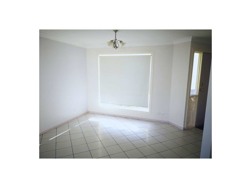 3 lani st, Wishart QLD 4122