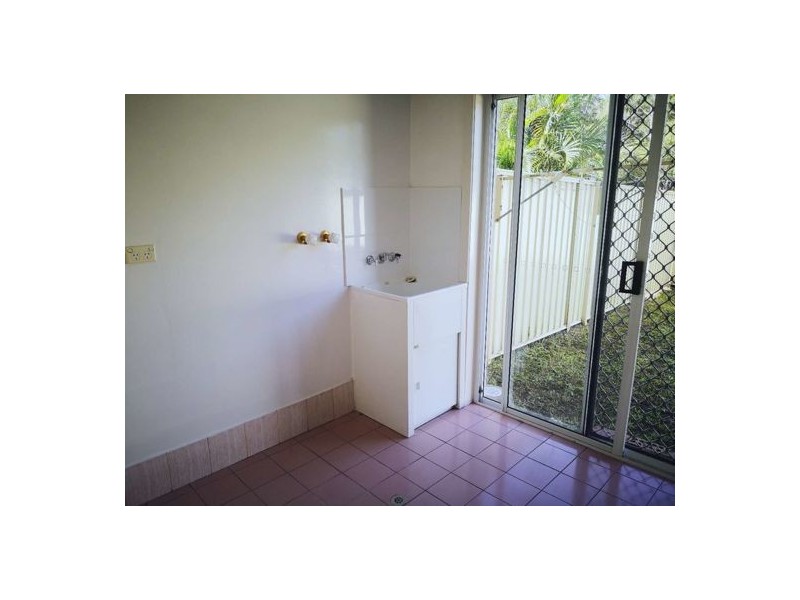 3 lani st, Wishart QLD 4122