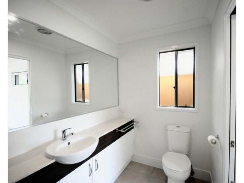 34 Windsor Drive Ellendale Estate, Upper Kedron QLD 4055