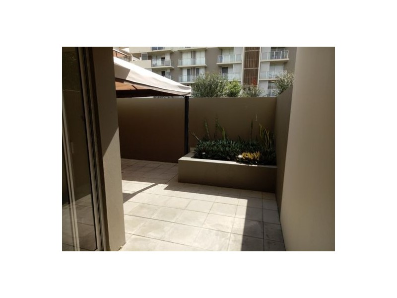 6103/14 Executive Drive, Burleigh Waters QLD 4220