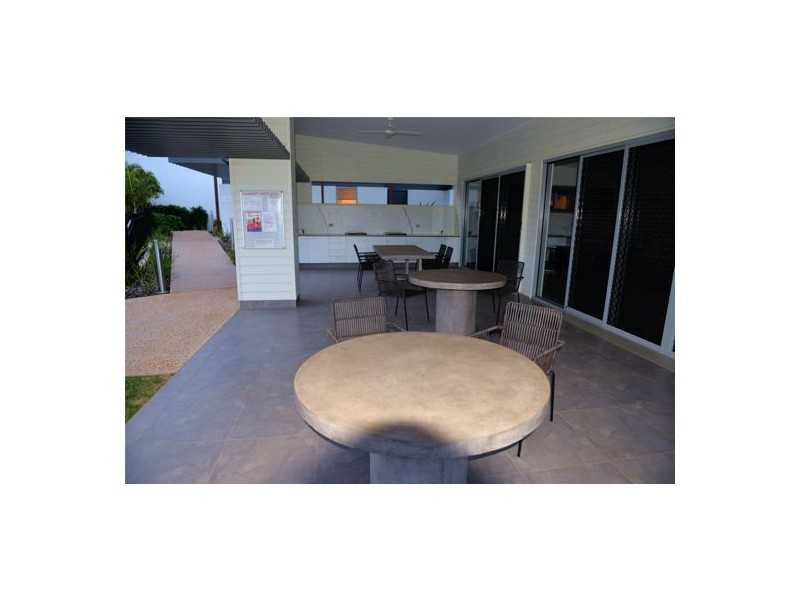 1/20 Salisbury Street, Redland Bay QLD 4165