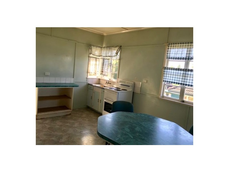 166 DAWSON ROAD, Upper Mount Gravatt QLD 4122