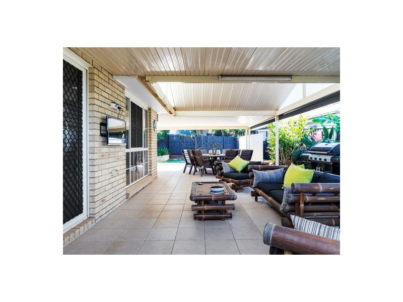 27 Grandview Place, Carindale QLD 4152