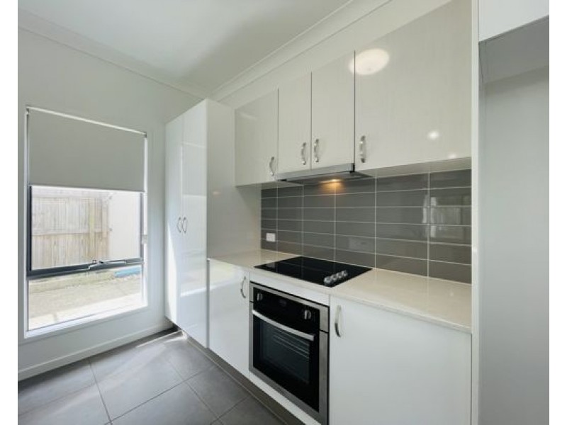 25 Major Drive, Rochedale QLD 4123