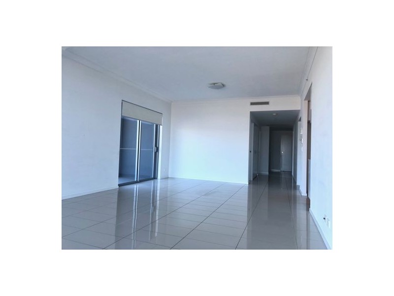 104 43 Harbour Drive,, Biggera Waters QLD 4216