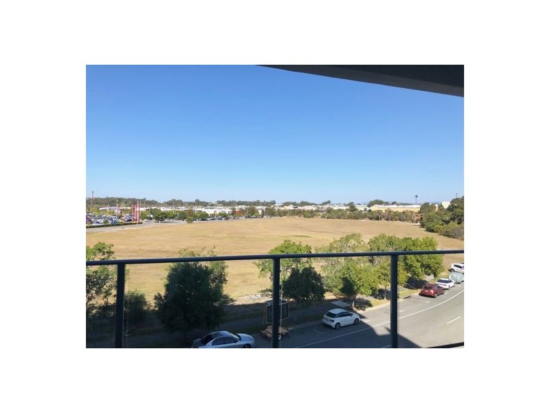 104 43 Harbour Drive,, Biggera Waters QLD 4216