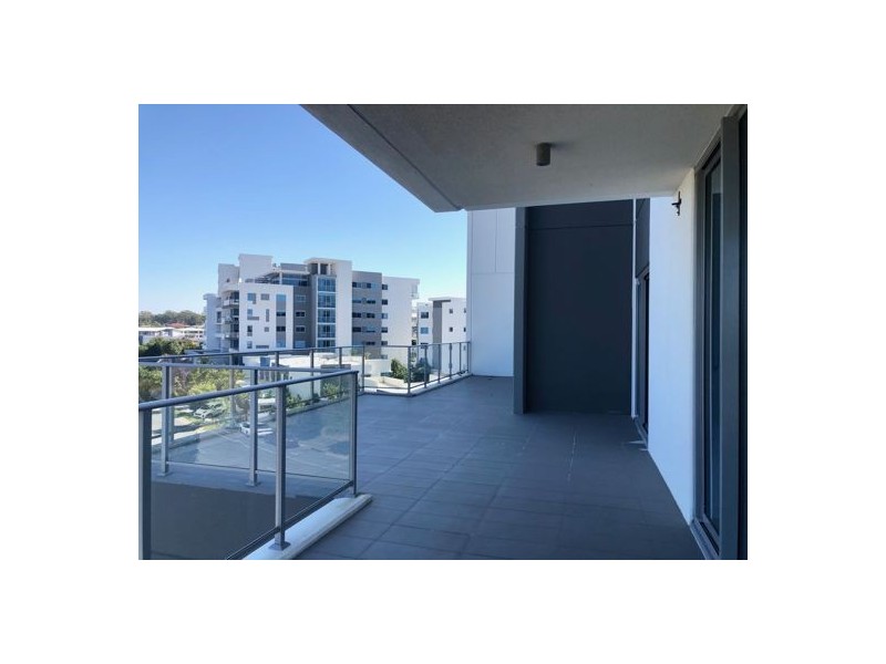 104 43 Harbour Drive,, Biggera Waters QLD 4216