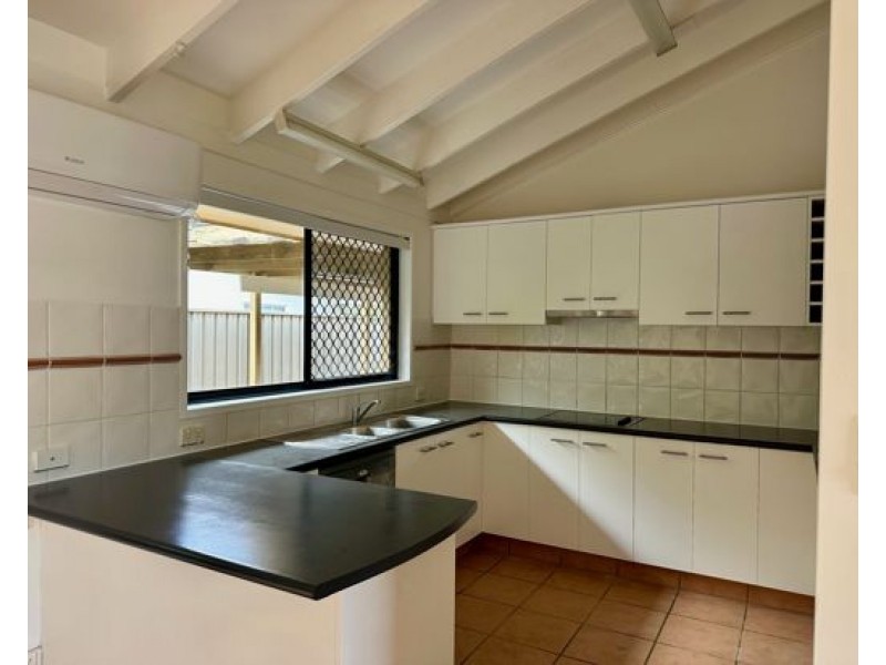 23 Allawah Street, Bundall QLD 4217