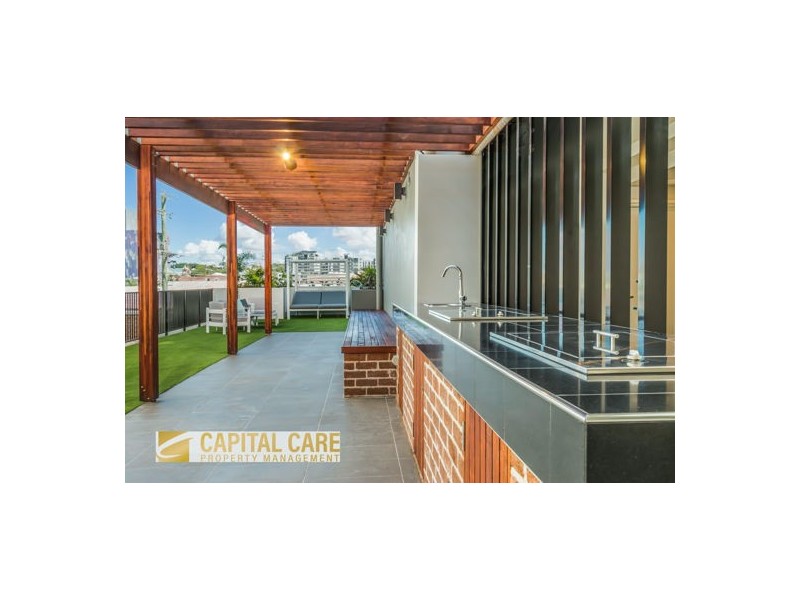 45 Wellington Road, East Brisbane QLD 4169