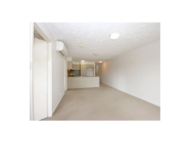 124/26 Edward Street, Caboolture QLD 4510