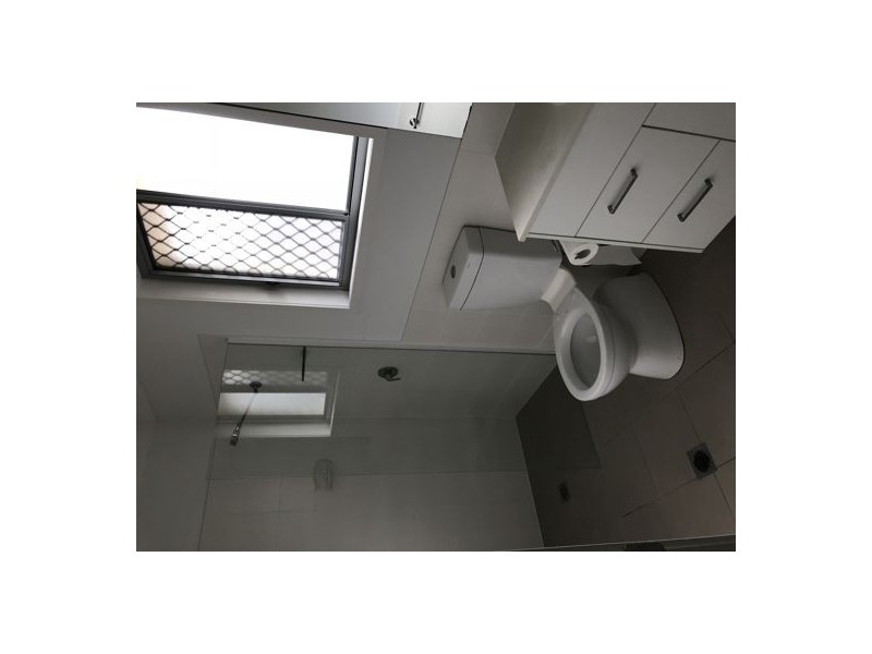 1 15-23 Redondo ST, Ningi QLD 4511