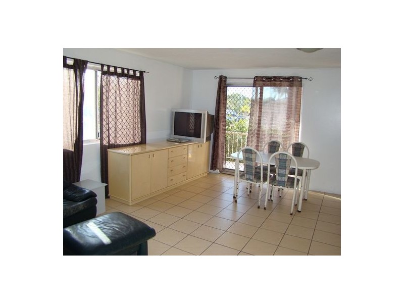 4/203 Scarborough Street, Southport QLD 4215