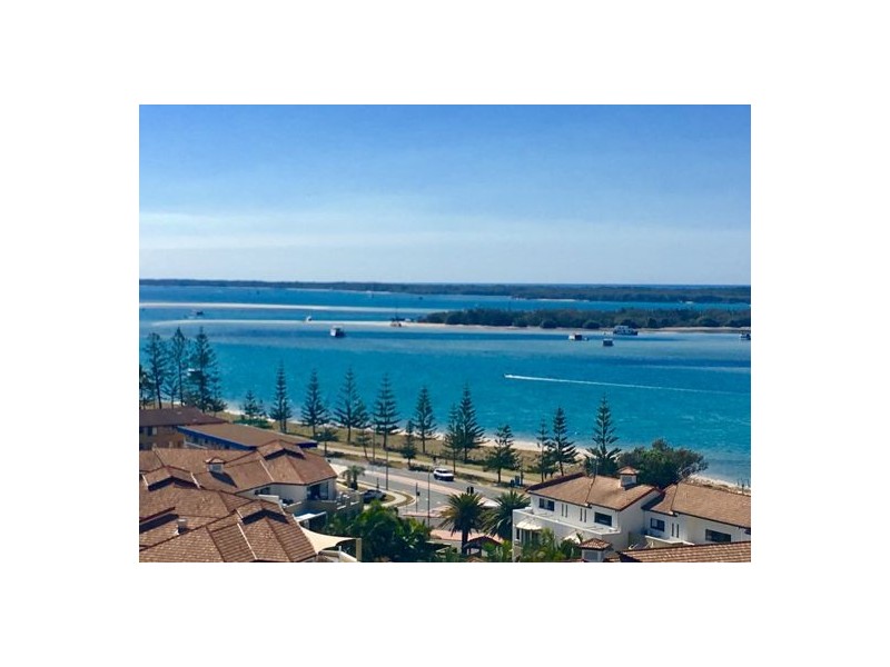 1110/17 Bath St, Labrador QLD 4215