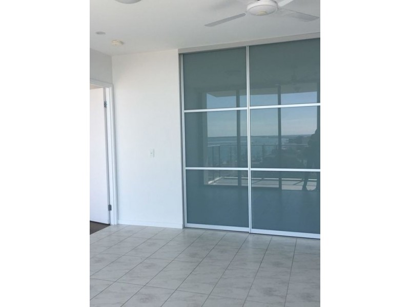 1110/17 Bath St, Labrador QLD 4215