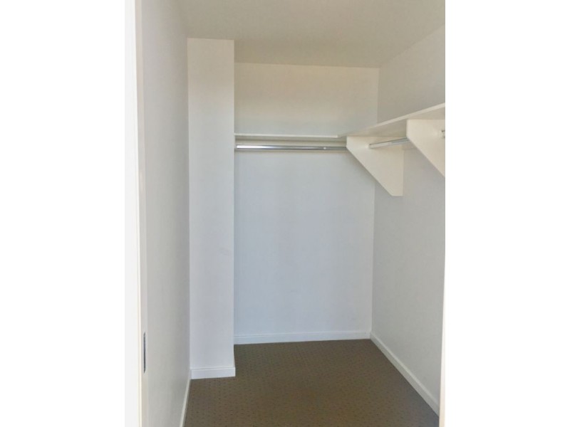 1110/17 Bath St, Labrador QLD 4215