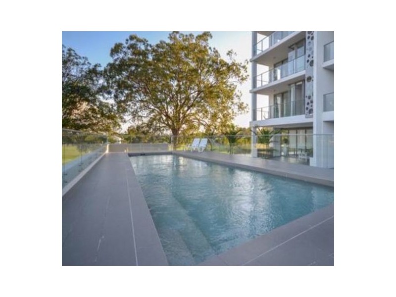 1110/17 Bath St, Labrador QLD 4215