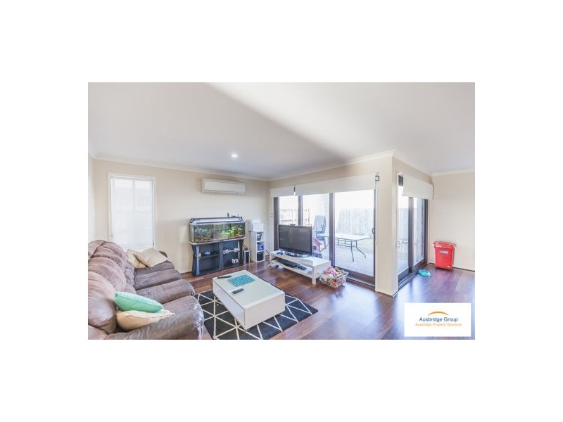 8 Wallarah Parade, North Lakes QLD 4509