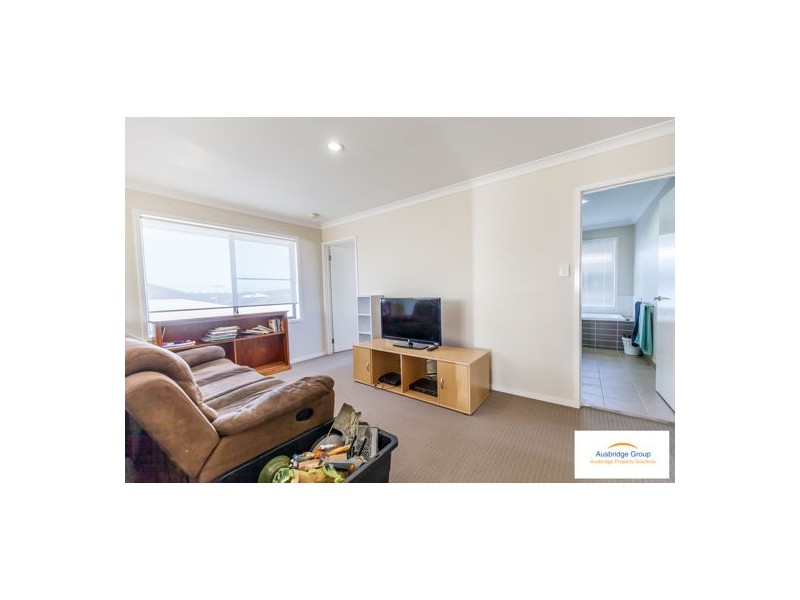 8 Wallarah Parade, North Lakes QLD 4509