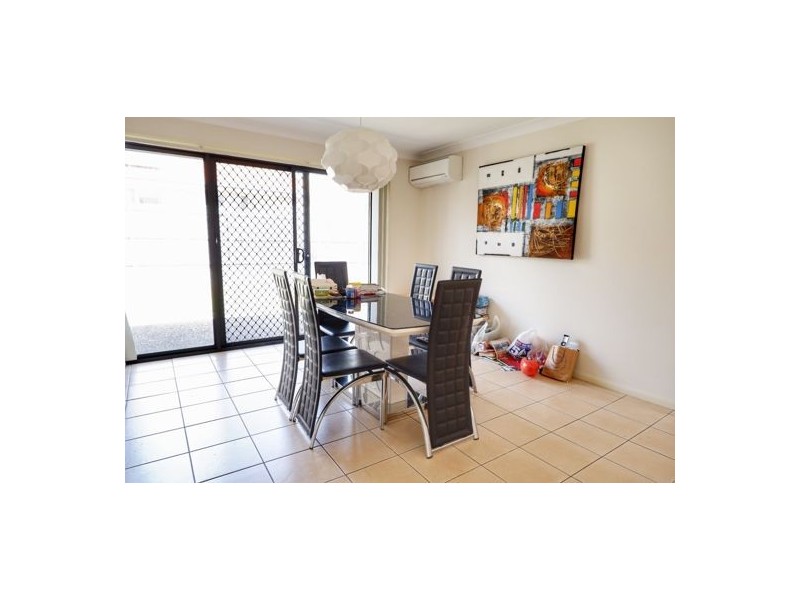 5 Kinchega Circuit, Parkinson QLD 4115