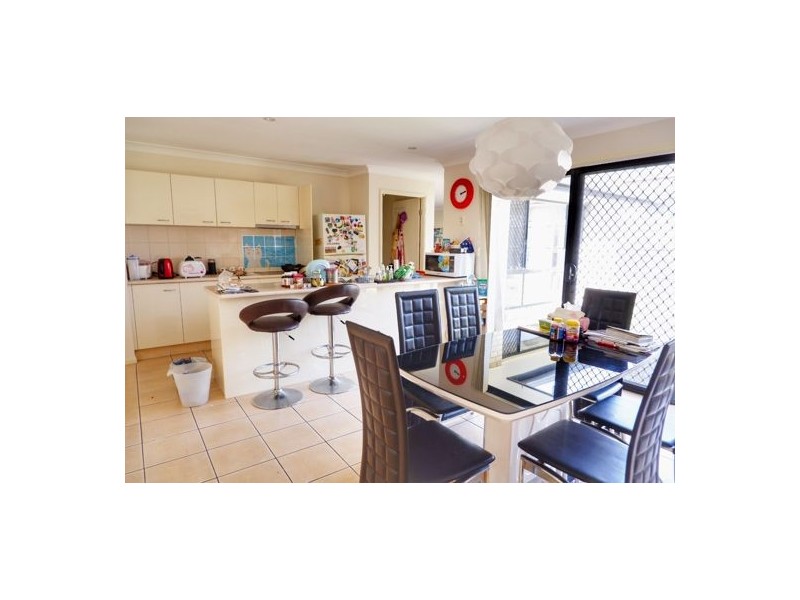 5 Kinchega Circuit, Parkinson QLD 4115