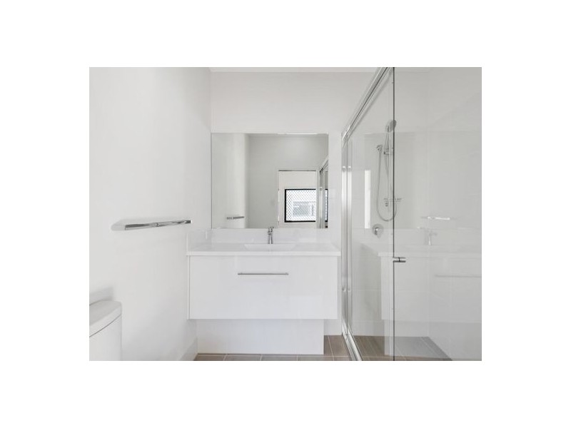 28 /4 Lewis Place, Manly West QLD 4179